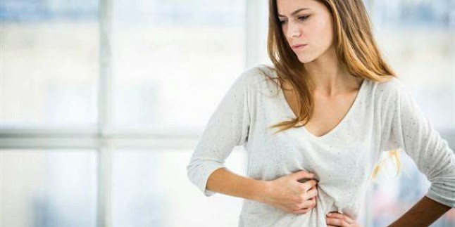 What are the causes of gastritis?